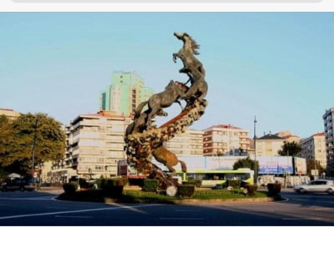 Plaza De Espana Sol Comarca de Comarca de Vigo Buitenkant foto